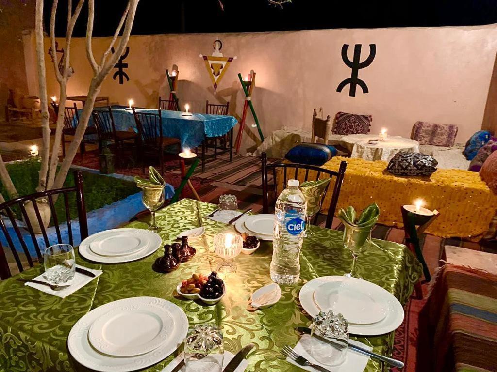 Riad Assia Foum Zguid Buitenkant foto