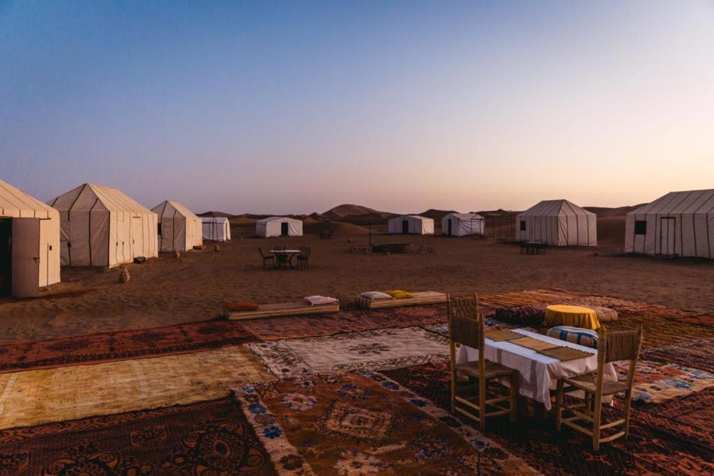 Riad Assia Foum Zguid Buitenkant foto