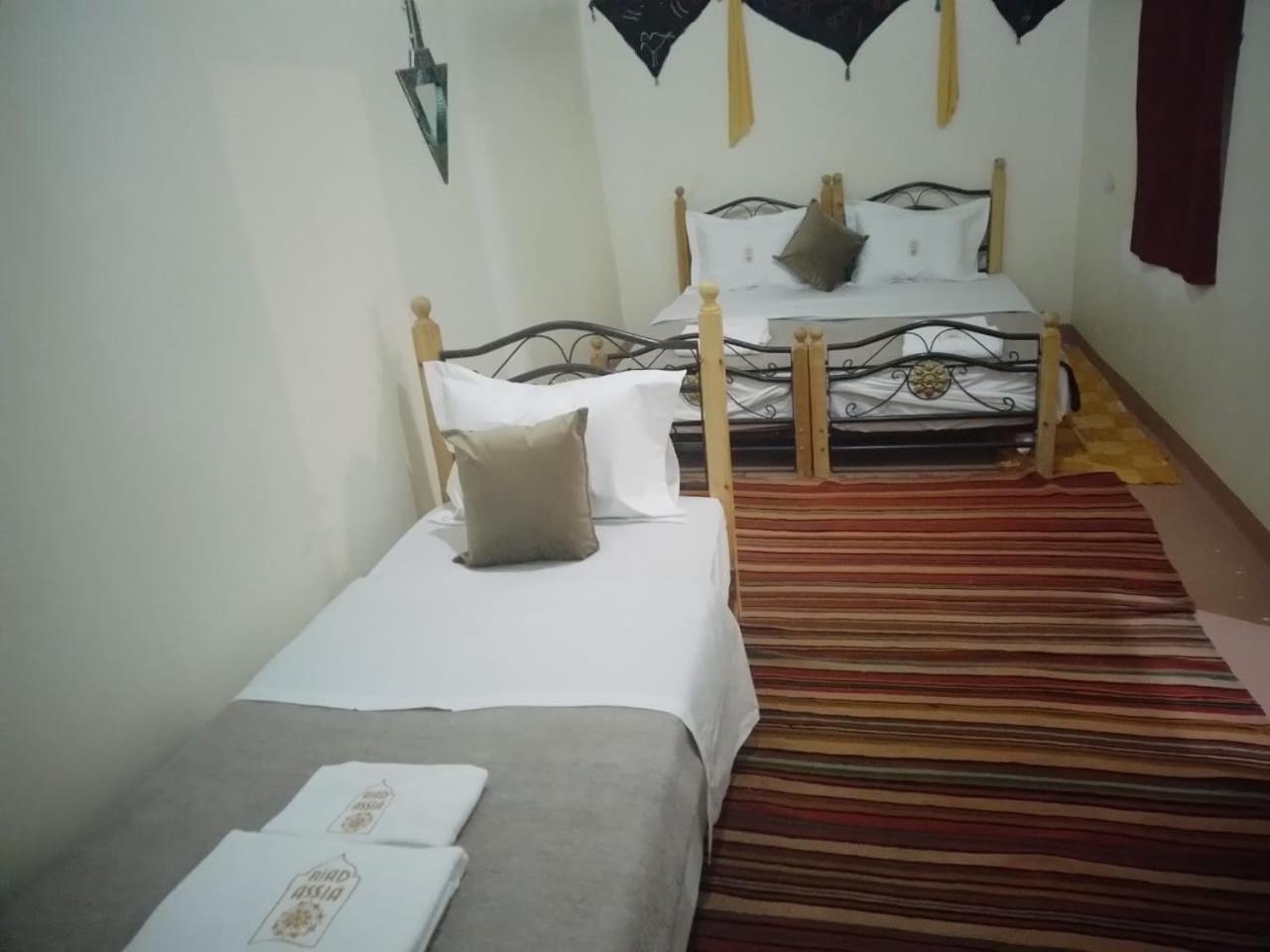 Riad Assia Foum Zguid Buitenkant foto
