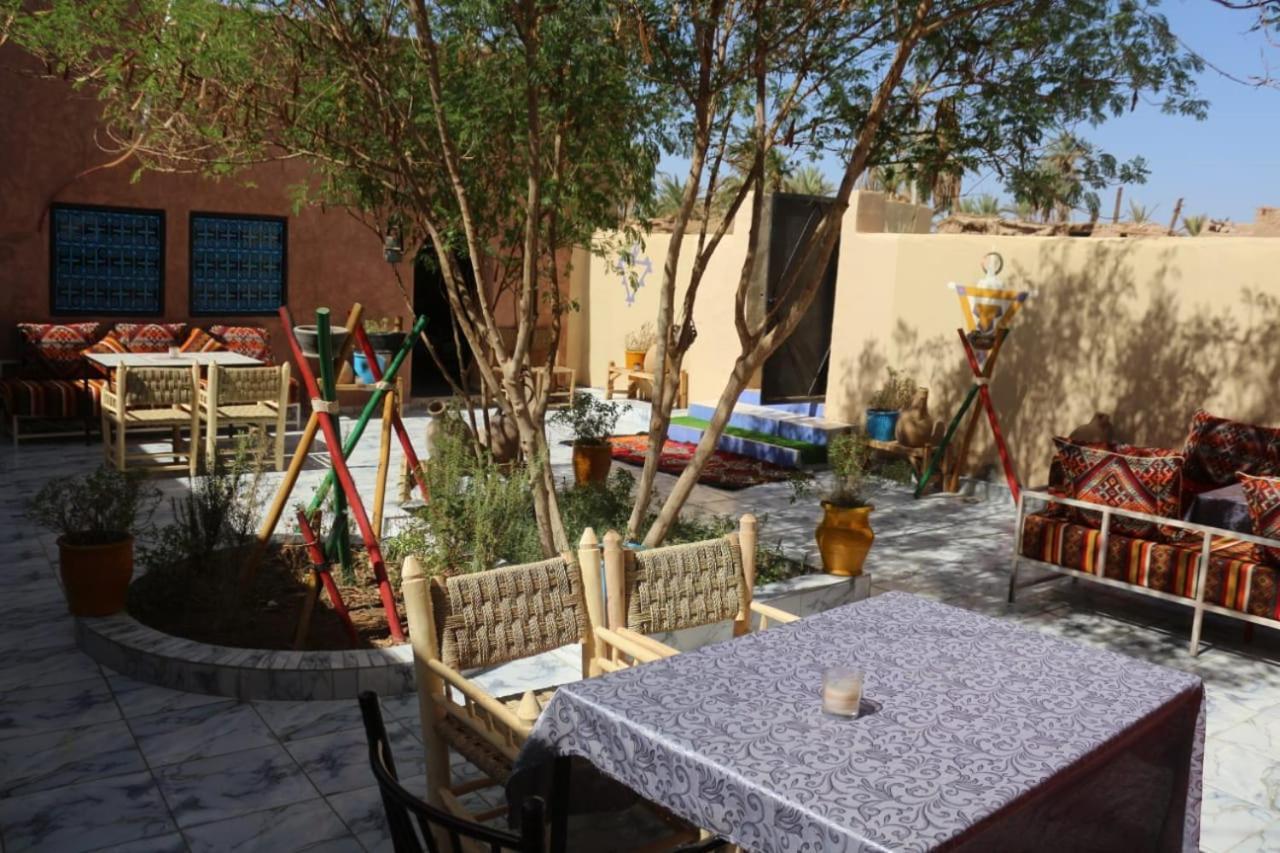 Riad Assia Foum Zguid Buitenkant foto